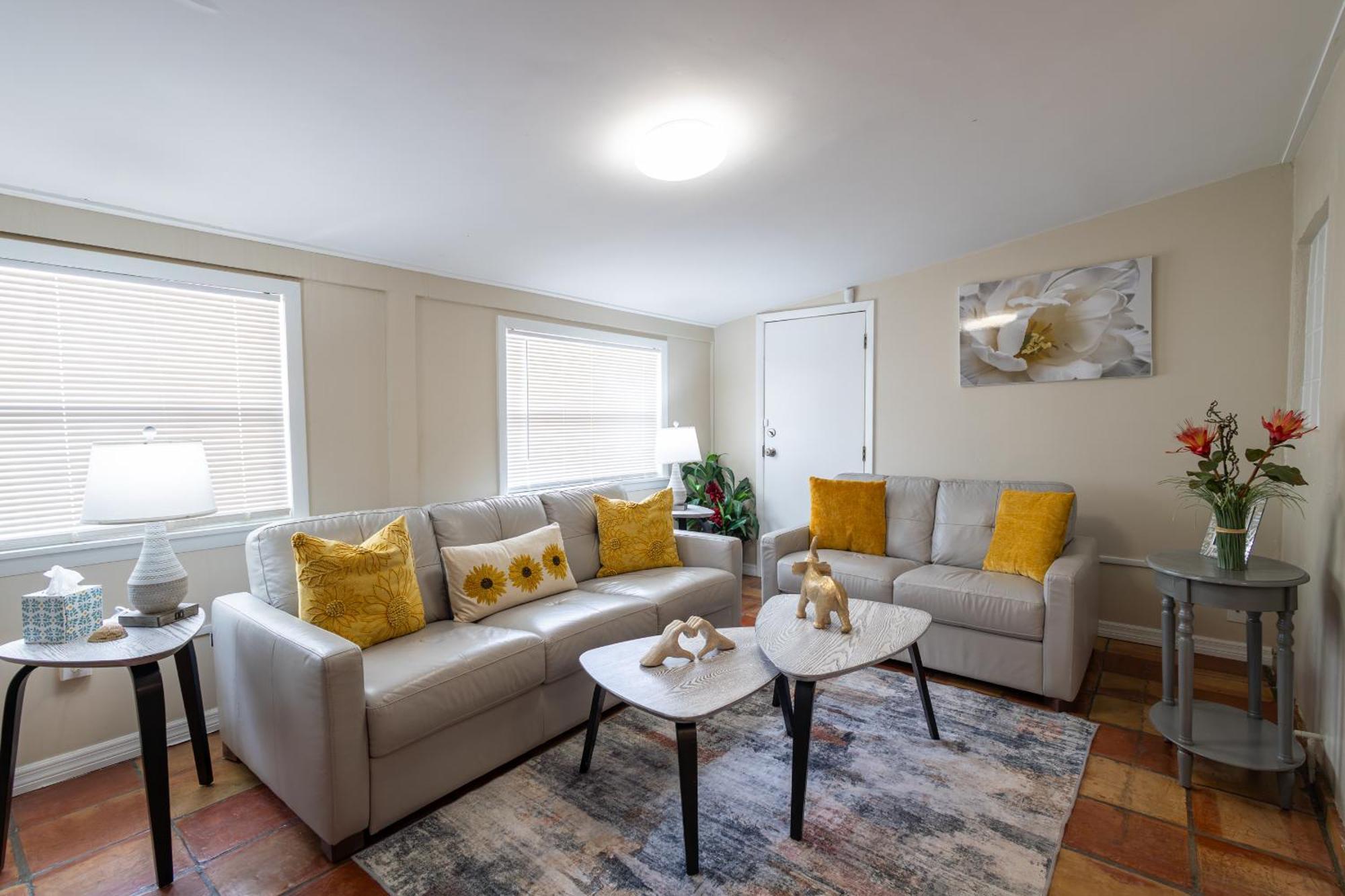 Comfy 3 Bedroom With Parking & Close To Everything North North Naples Εξωτερικό φωτογραφία