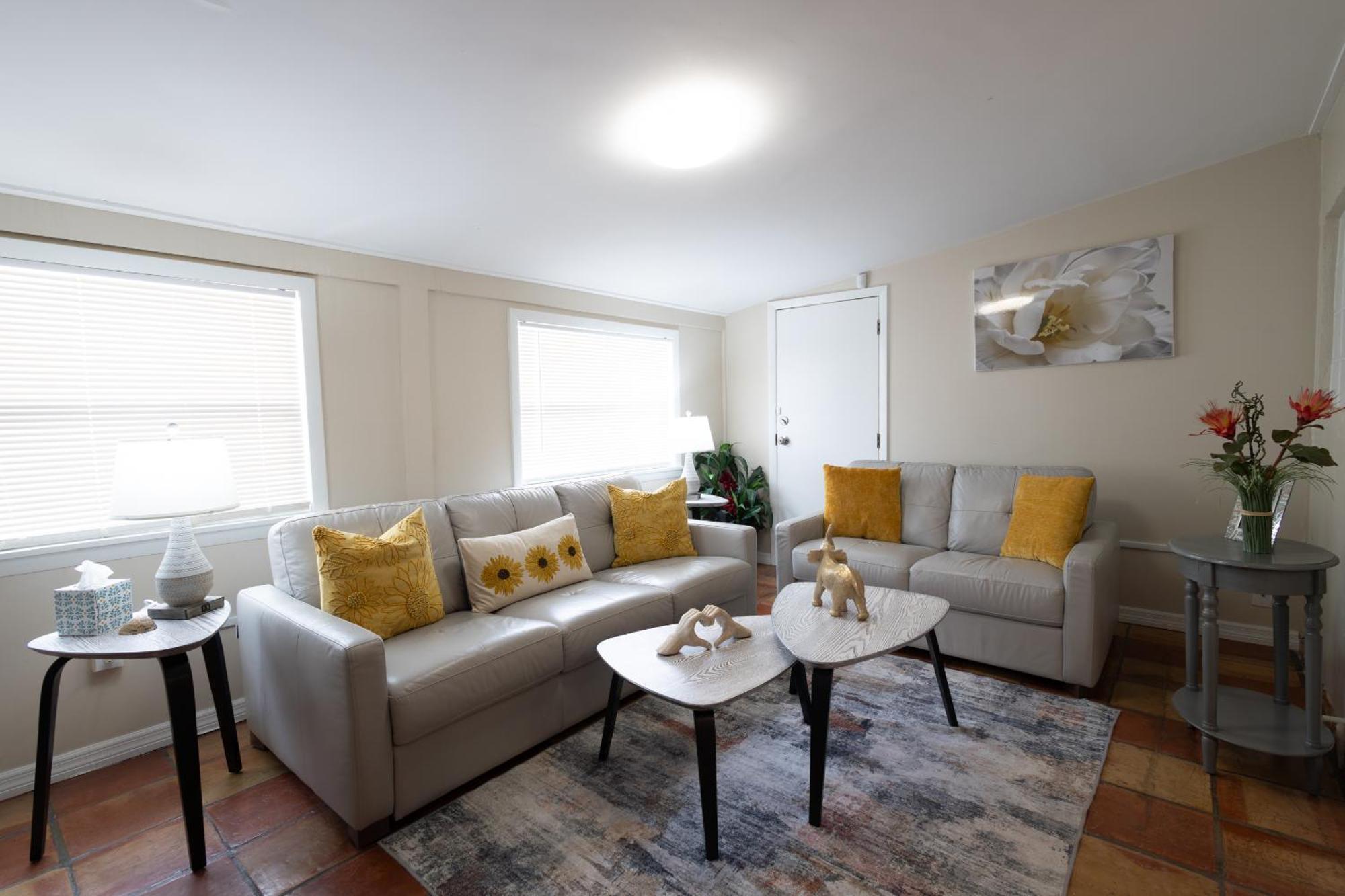 Comfy 3 Bedroom With Parking & Close To Everything North North Naples Εξωτερικό φωτογραφία