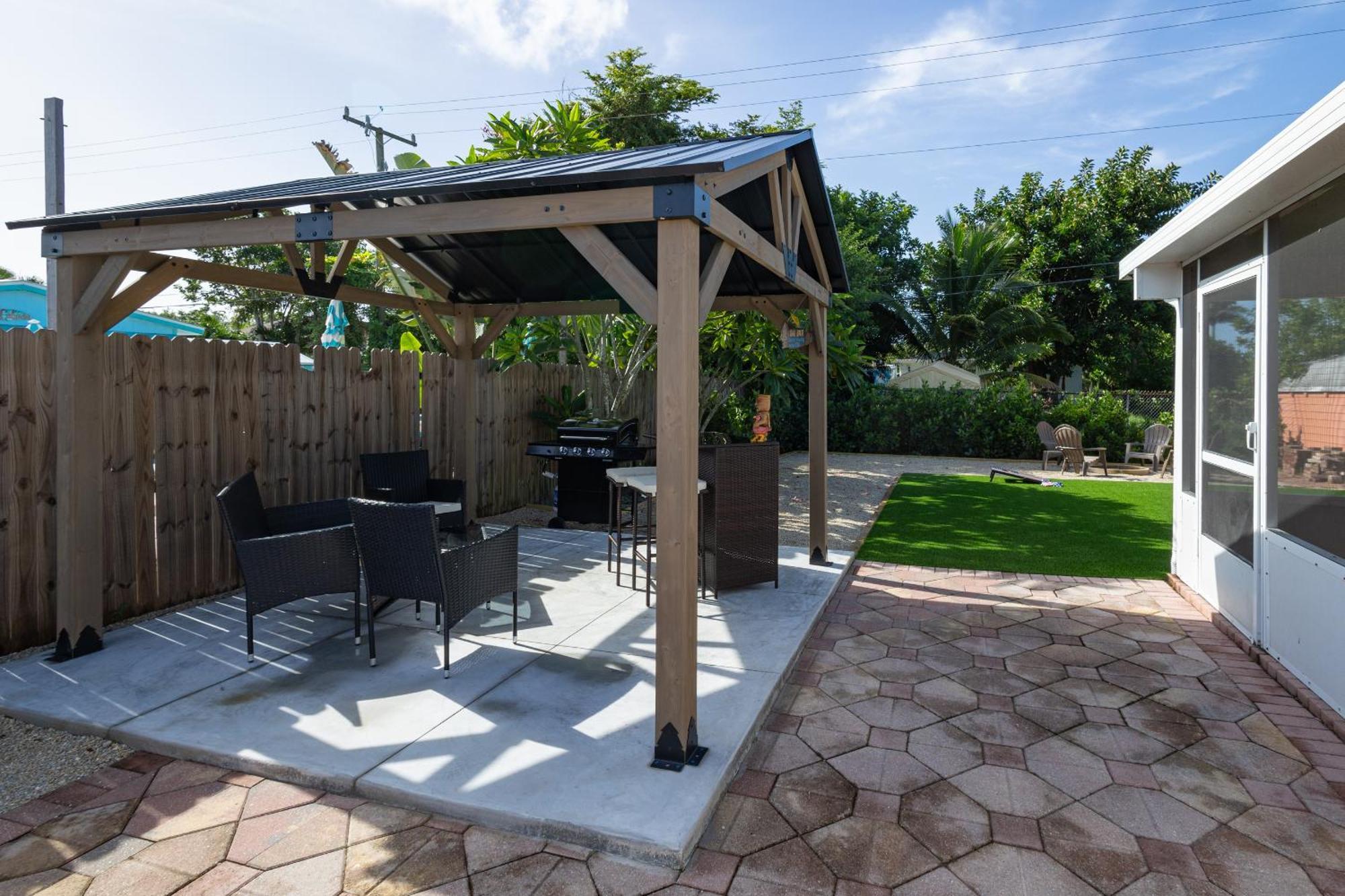 Comfy 3 Bedroom With Parking & Close To Everything North North Naples Εξωτερικό φωτογραφία